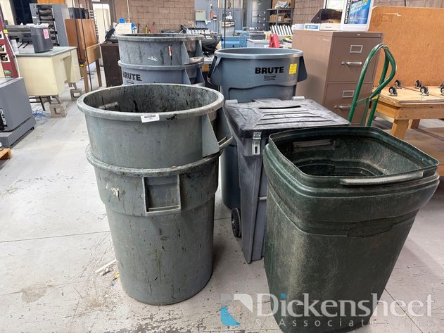 Image for LOT OF ASSORTED TRASH CANS