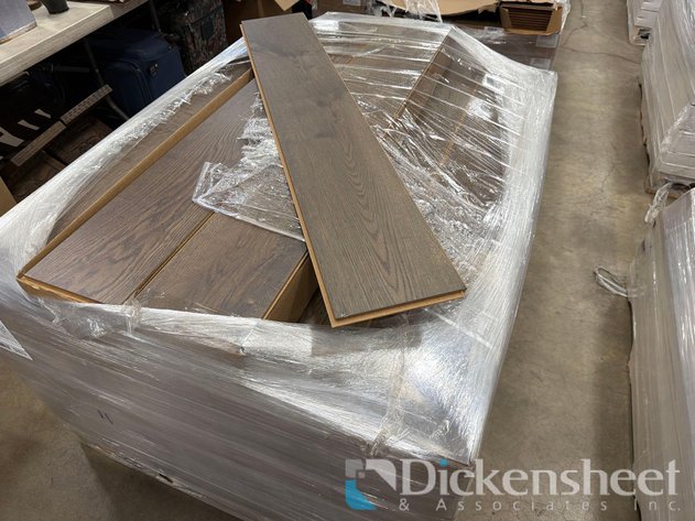 Image for 785.28 SQ. FT. MOHAWK LAMINATE PLANK- HDC WOODLAKE OAK