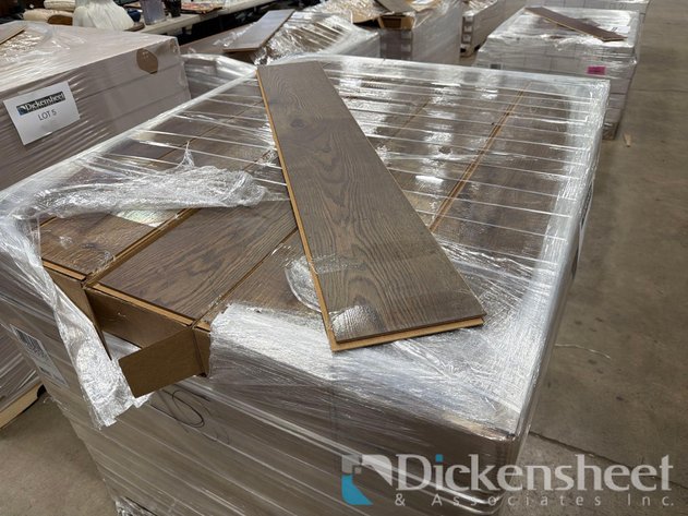 Image for 1104.30 SQ. FT. MOHAWK LAMINATE PLANK- HDC WOODLAKE OAK