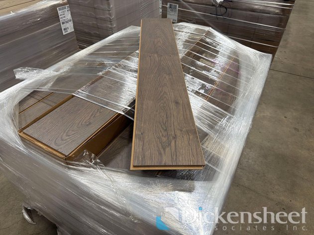 Image for 760.74 SQ. FT. MOHAWK LAMINATE PLANK- HDC WOODLAKE OAK