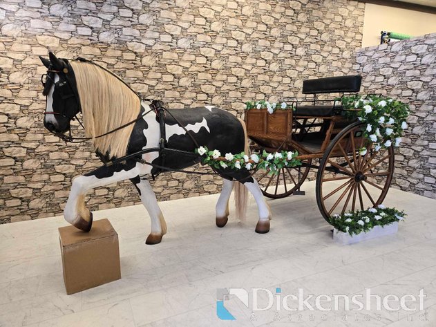 Image for LAKEWOOD-Photography Studio, Quinceanera Dresses-End of Lease