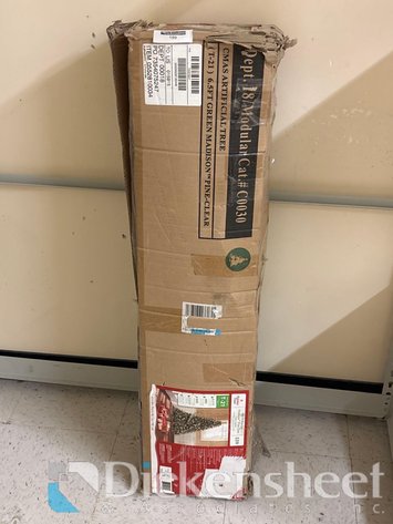 Image for 6.5 FT CHRISTMAS TREE IN BOX