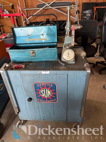 Image for SUN SERVICE EQUIPMENT CABINET WITH VALVE SPRING TESTER