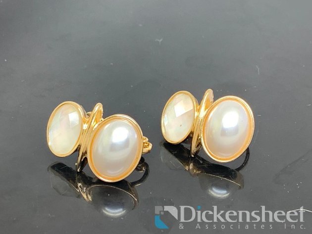 Image for Gold Tone Clip On Earrings