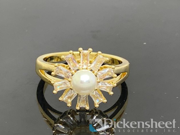 Image for Gold Tone Ring With Clear Stone