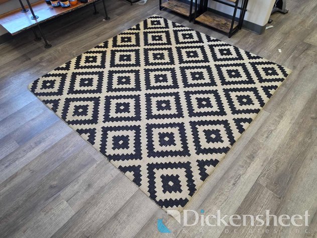 Image for BLACK AND WHITE PATTERNED AREA RUG