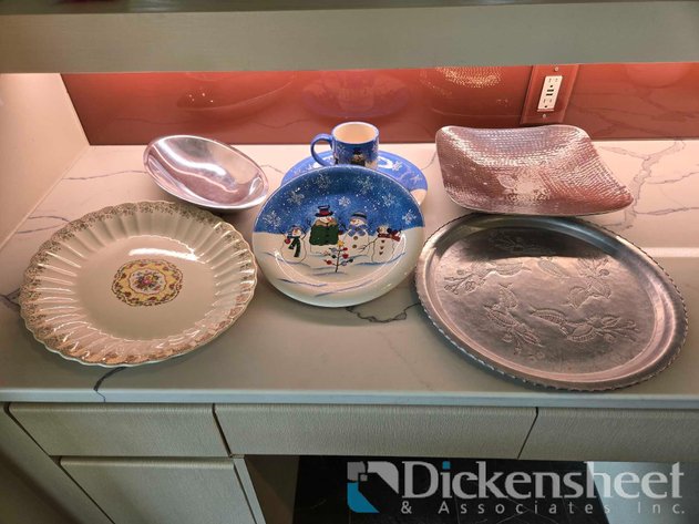Image for COLLECTION OF SERVING PLATES / PLATTERS