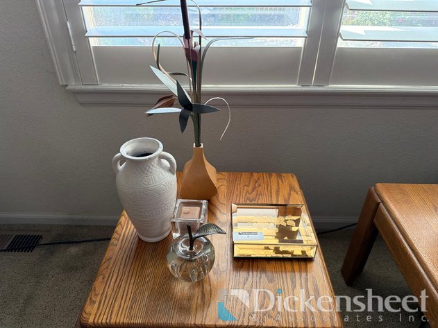 Image for ASSORTED TABLE DECOR LOT