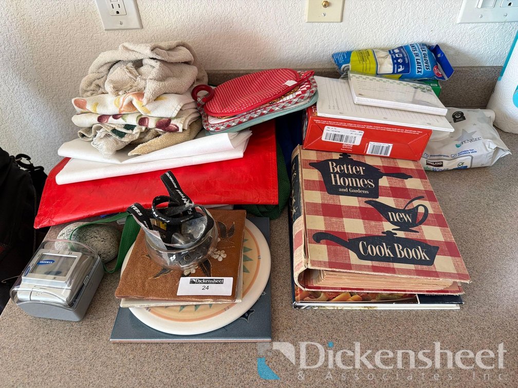 COOKBOOKS & DINNER ACCESSORIES LOT