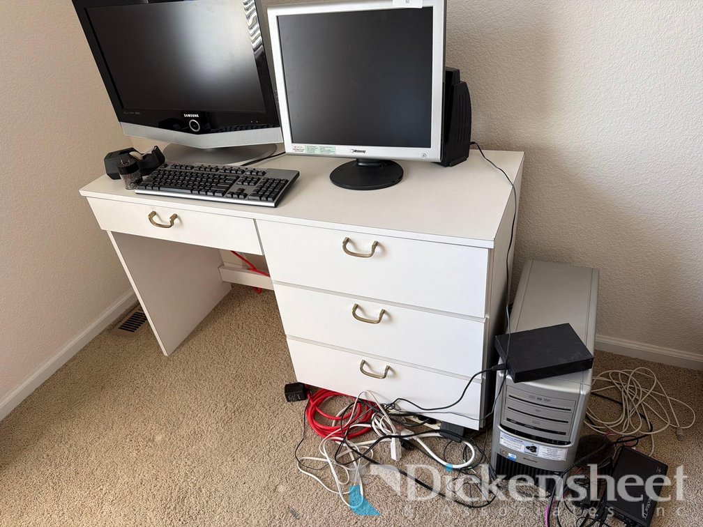 CPU, MONITORS LOT (hardware only, no rights, titles or