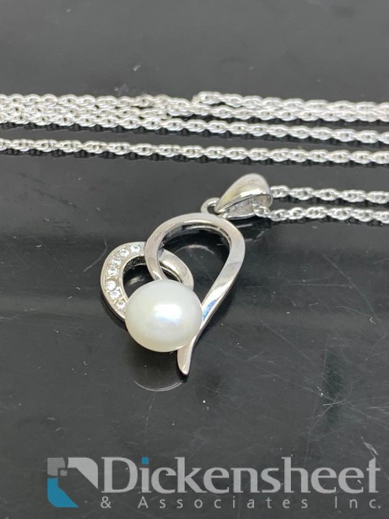 Sterling Silver Pearl Pendant