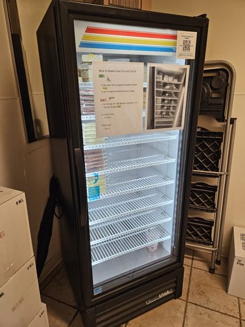 Image for TRUE SINGLE CLEAR DOOR REACH IN COOLER / REFRIGERATOR