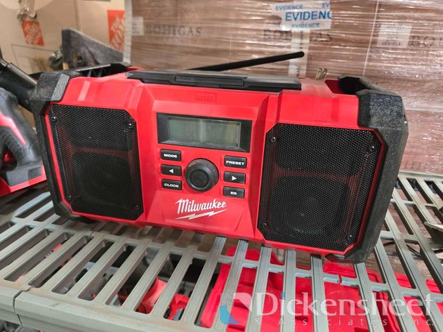 Image for MILWAUKEE JOB SITE RADIO