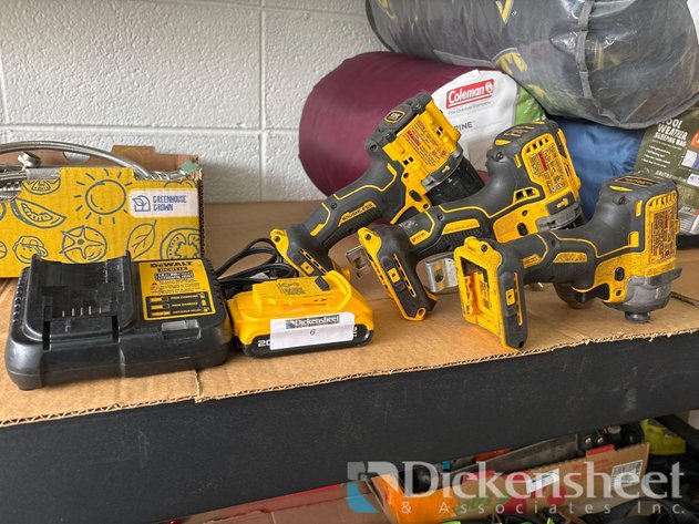 Image for (3) DEWALT IMPACT/ DRIVERS SET WITH BATTERY AND CHARGER