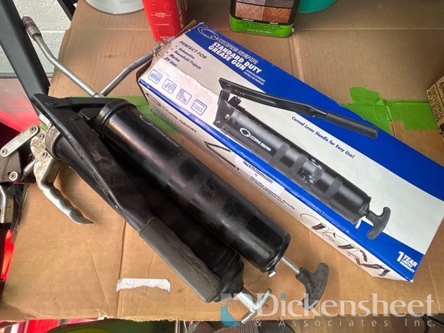 Image for LOT OF (3) GREASE GUNS