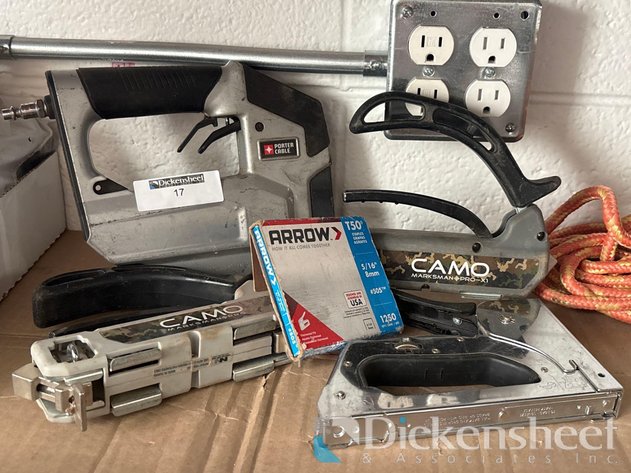 Image for (4) STAPLE GUNS, STAPLES LOT