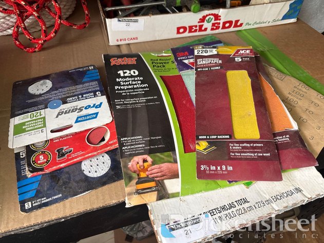 Image for SANDPAPER SHEETS AND SANDING DISCS LOT