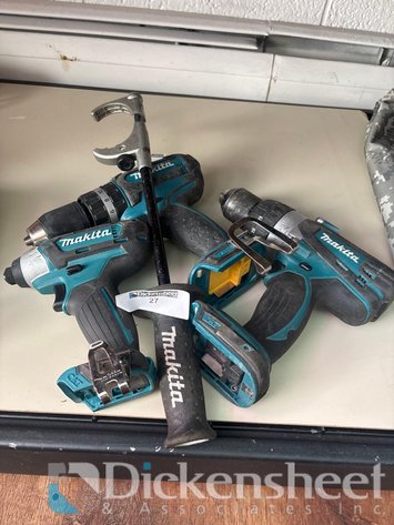 Image for LOT WITH (3) MAKITA DRIVERS AND SIDE HANDLE