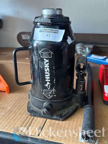 Image for HUSKY HYDRAULIC BOTTLE CAR JACK