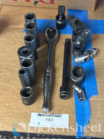 Image for SOCKETS AND RATCHET SET