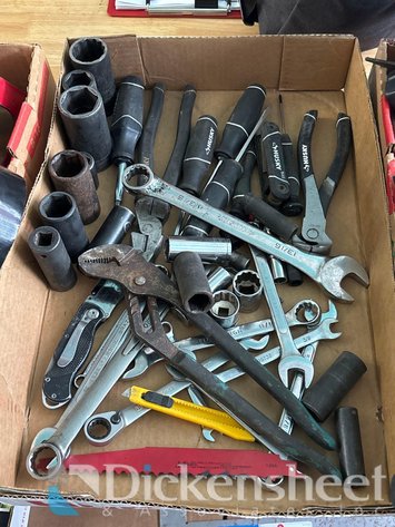 Image for WRENCHES, SOCKETS AND CUTTERS LOT