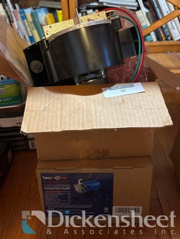 Image for PORTABLE TRANSFER PUMP WITH ACCESSORIES