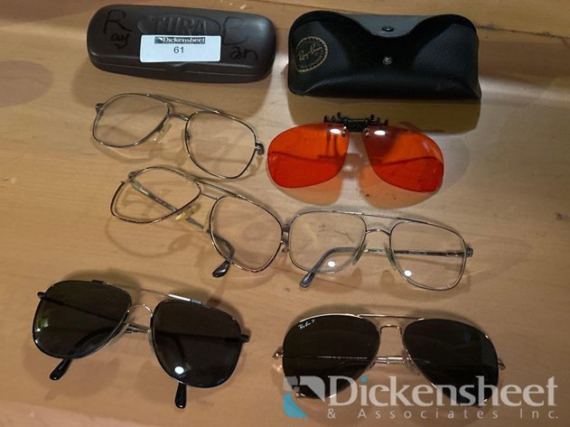 Image for MIXTURE OF EYEGLASSES & SUNGLASSES