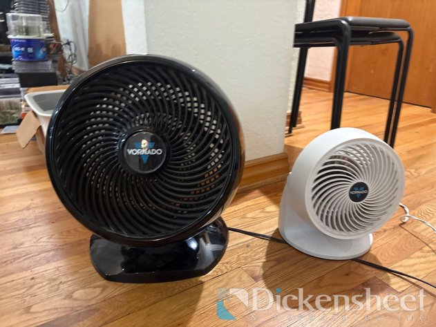 Image for (2) VORNADO TABLE FANS