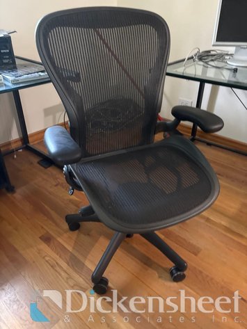 Image for HERMAN MILLER MESH OFFICE CHAIR