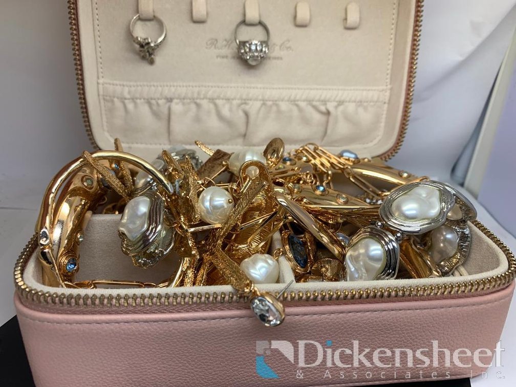 Lot of Jewelry