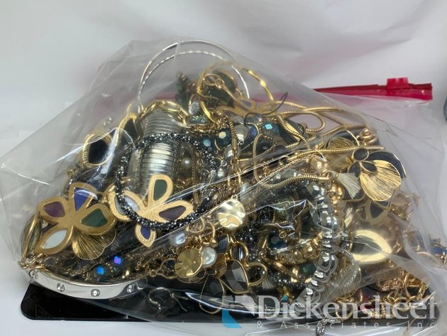 Image for Lot of Jewelry