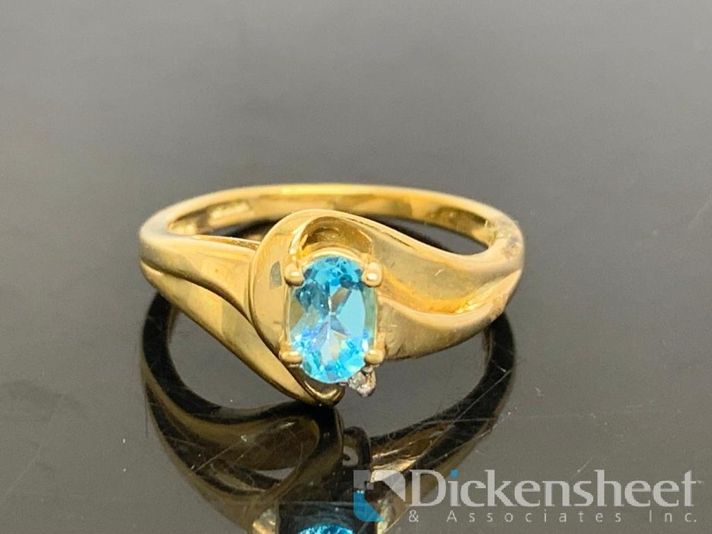 10K Yellow Gold Blue Gemstone Ring