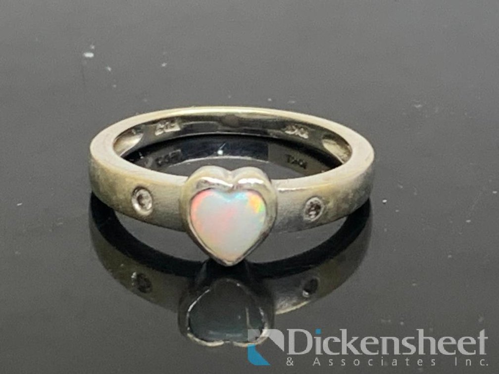 10KT White Gold Heart Shape Opal Ring