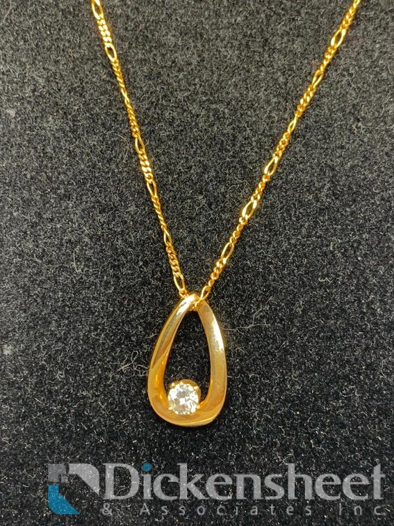 14K Yellow Gold Necklace Diamond Pendant
