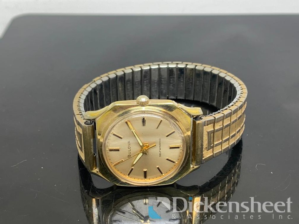 Vintage Bulova Gold Tone Watch