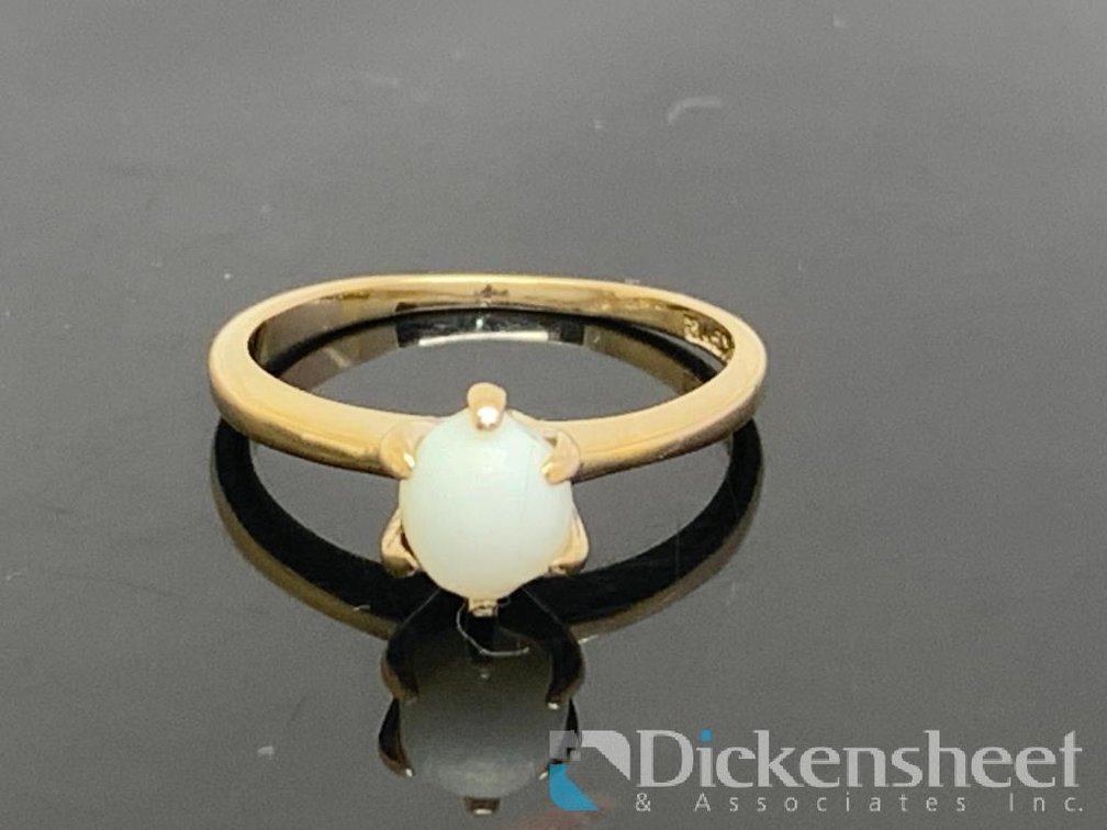 14K Yellow Gold Pearl Ring