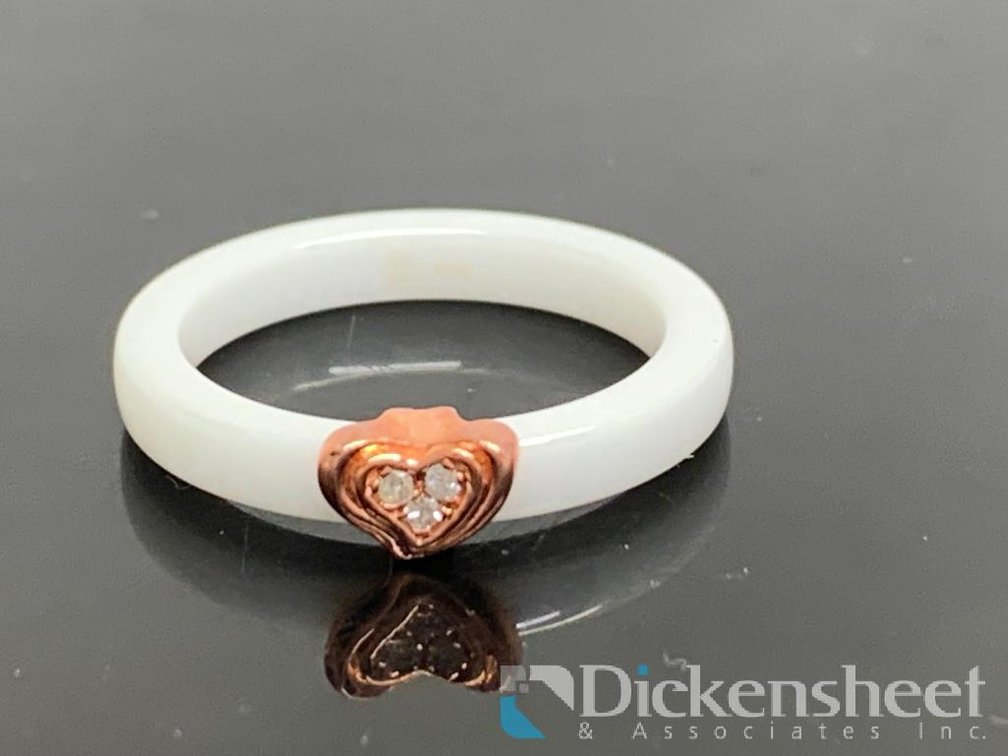 Ceramic Heart Shape Ring With Diamonds