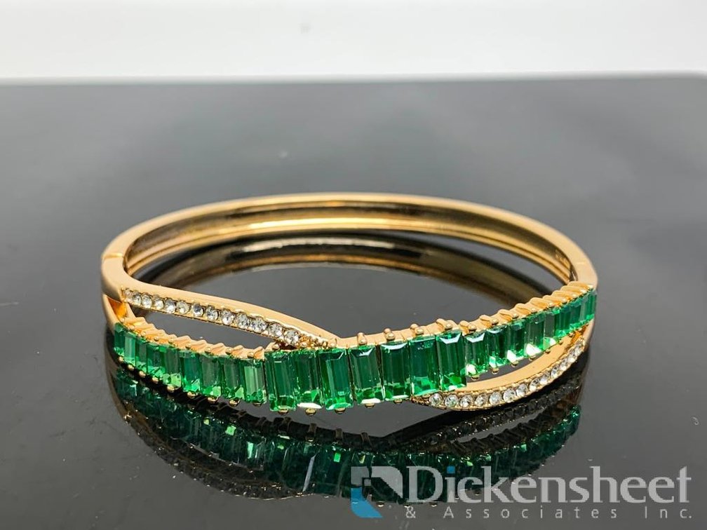 Gold Tone Bangle Bracelet