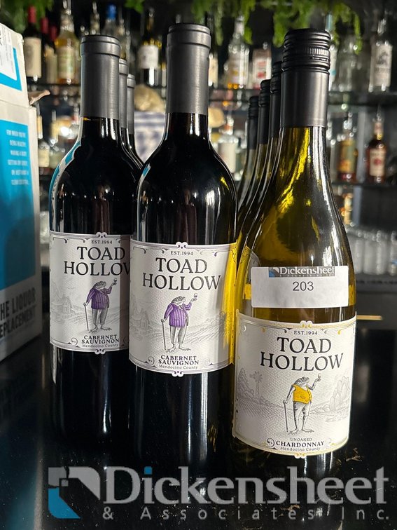 (11) BOTTLES OF MIXED WINE