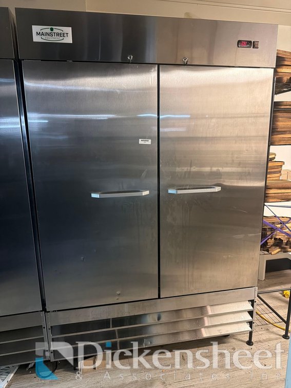 MAINSTREET EQUIPMENT STAINLESS DOUBLE DOOR REACH IN COOLER / REFRIGERATOR