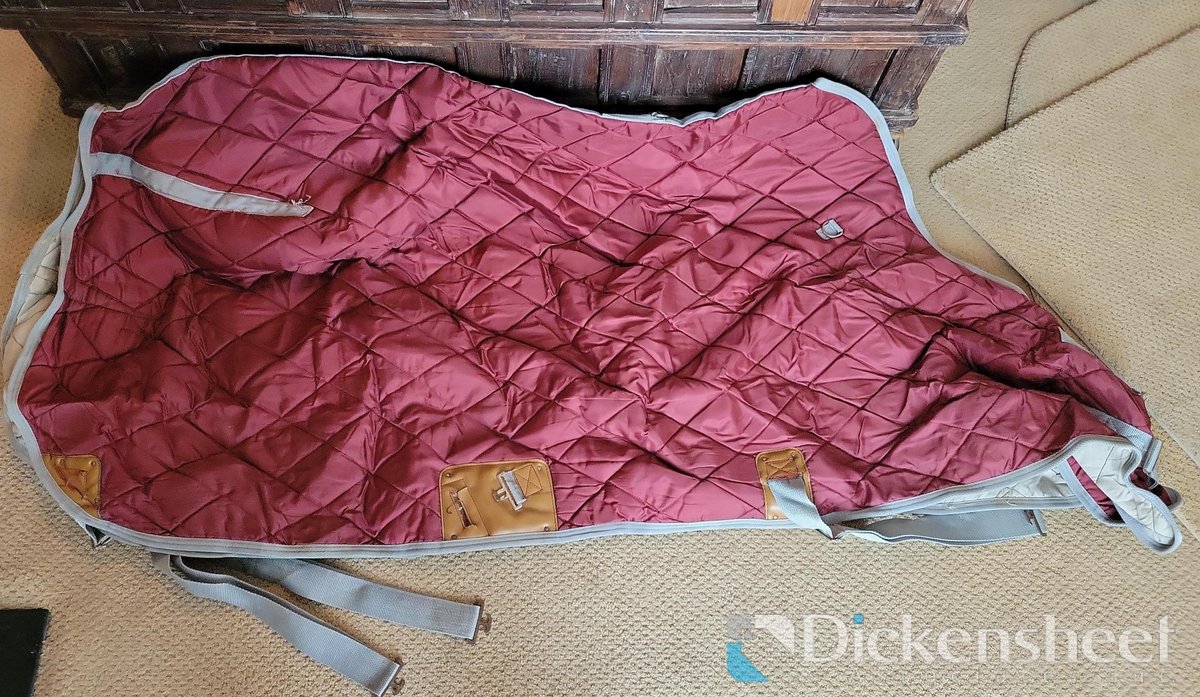 (1) QUILTED STABLE BLANKET, (1) TURNOUT BLANKET, (1) QUILTED NECK COVER