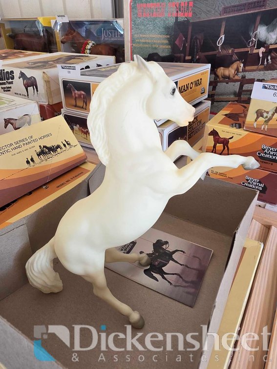 BREYER TOY HORSE SELECTIONS, QTY (4)