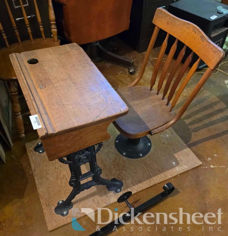 VINTAGE SCHOOL DESK