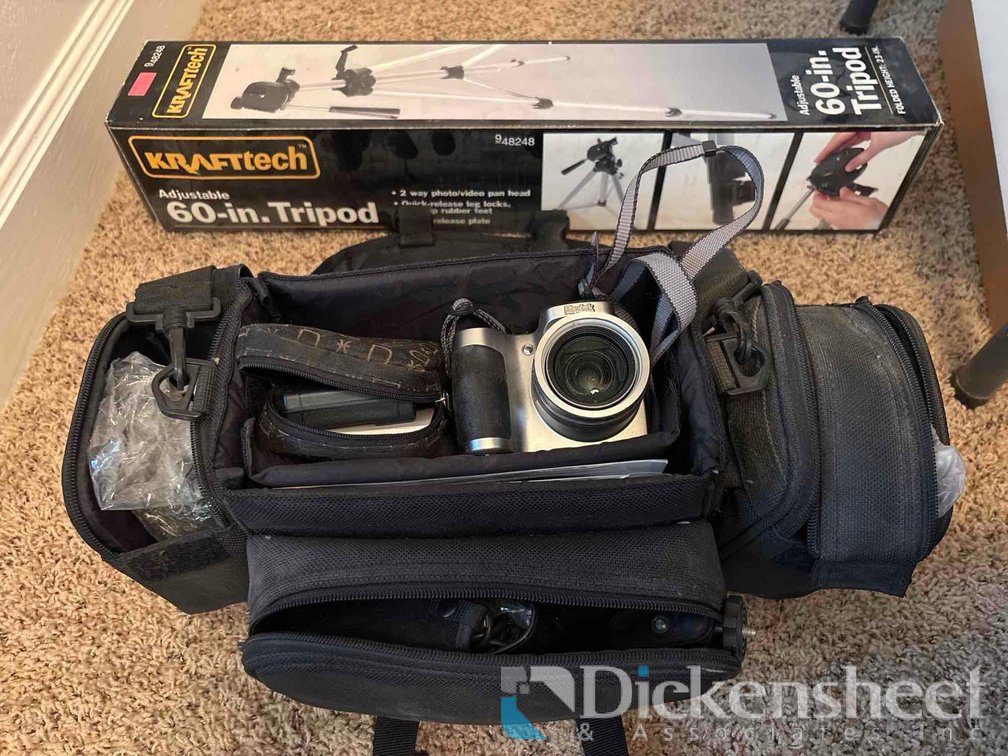 KODAK CAMERA, ACCESSORIES, CASE AND TRIPOD