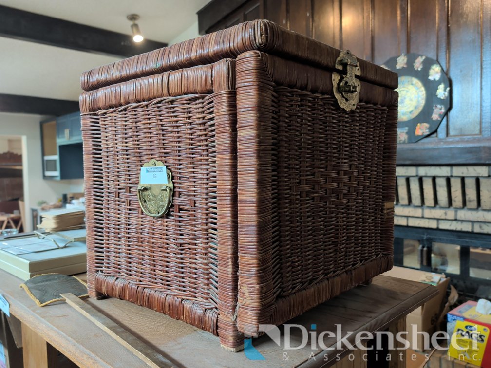 WICKER STORAGE BOX