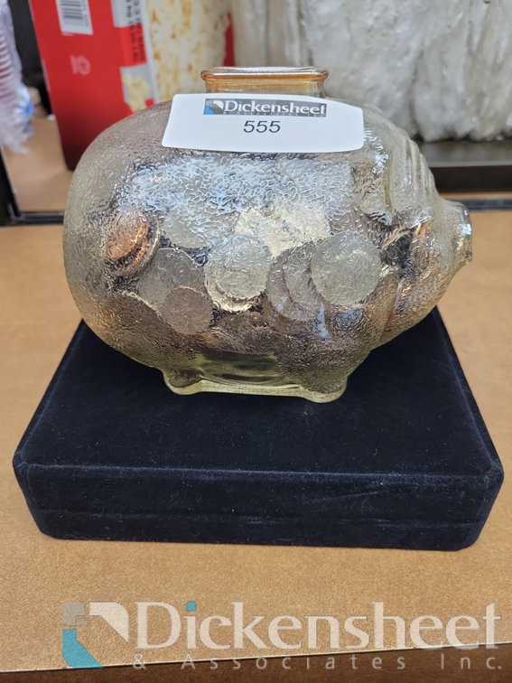 PIGGY BANK WITH LOT OF US COINS