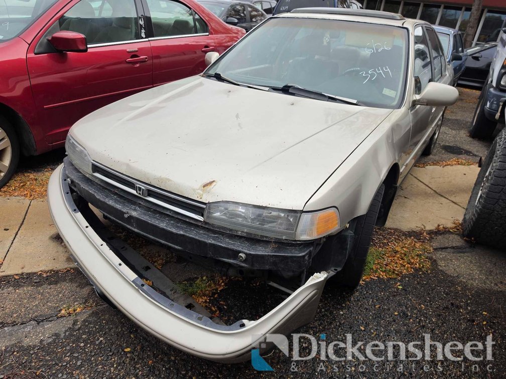 1993 Honda Accord SE, JHMCB7685PC043544