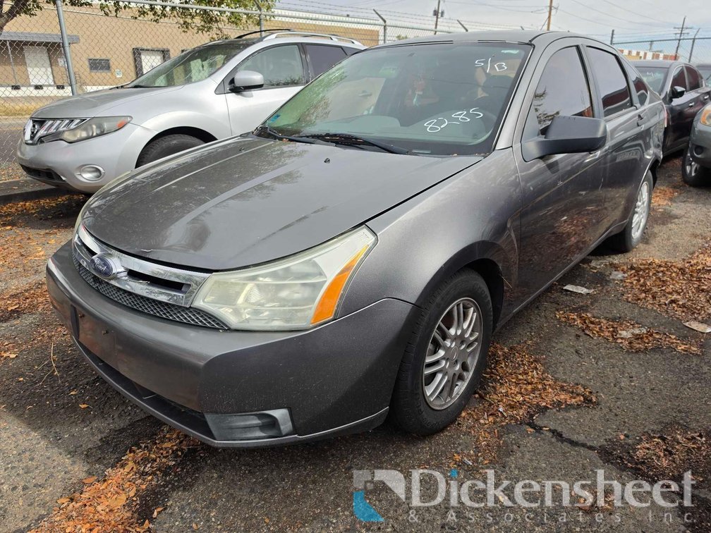 2010 Ford Focus SE, 1FAHP3FN8AW228285