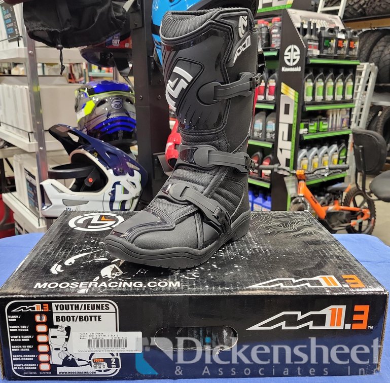 MOOSE RACING YOUTH -(1) SZ2, (1) SZ4 BOOT, NEW IN BOX