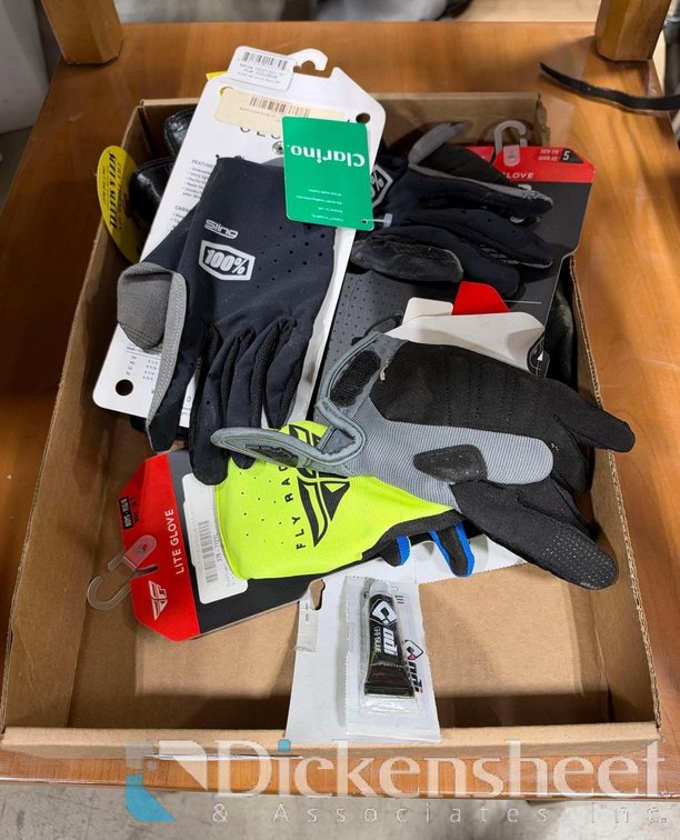 RIDING GLOVES